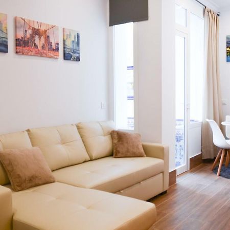 Apartamento San Jacinto III Siviglia Esterno foto