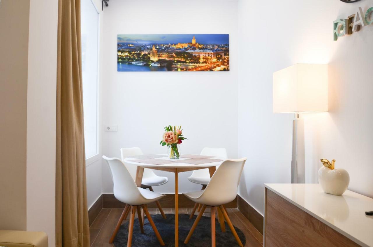 Apartamento San Jacinto III Siviglia Esterno foto