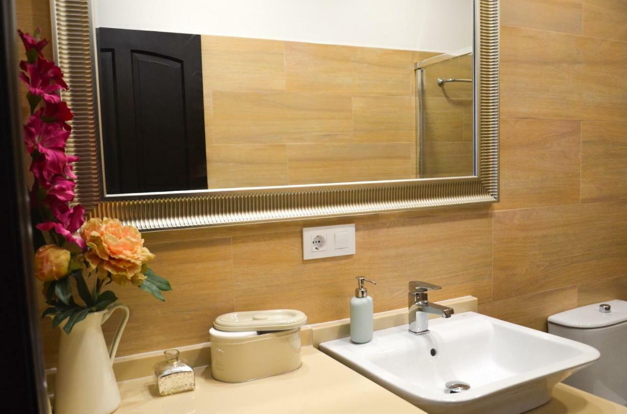 Apartamento San Jacinto III Siviglia Esterno foto