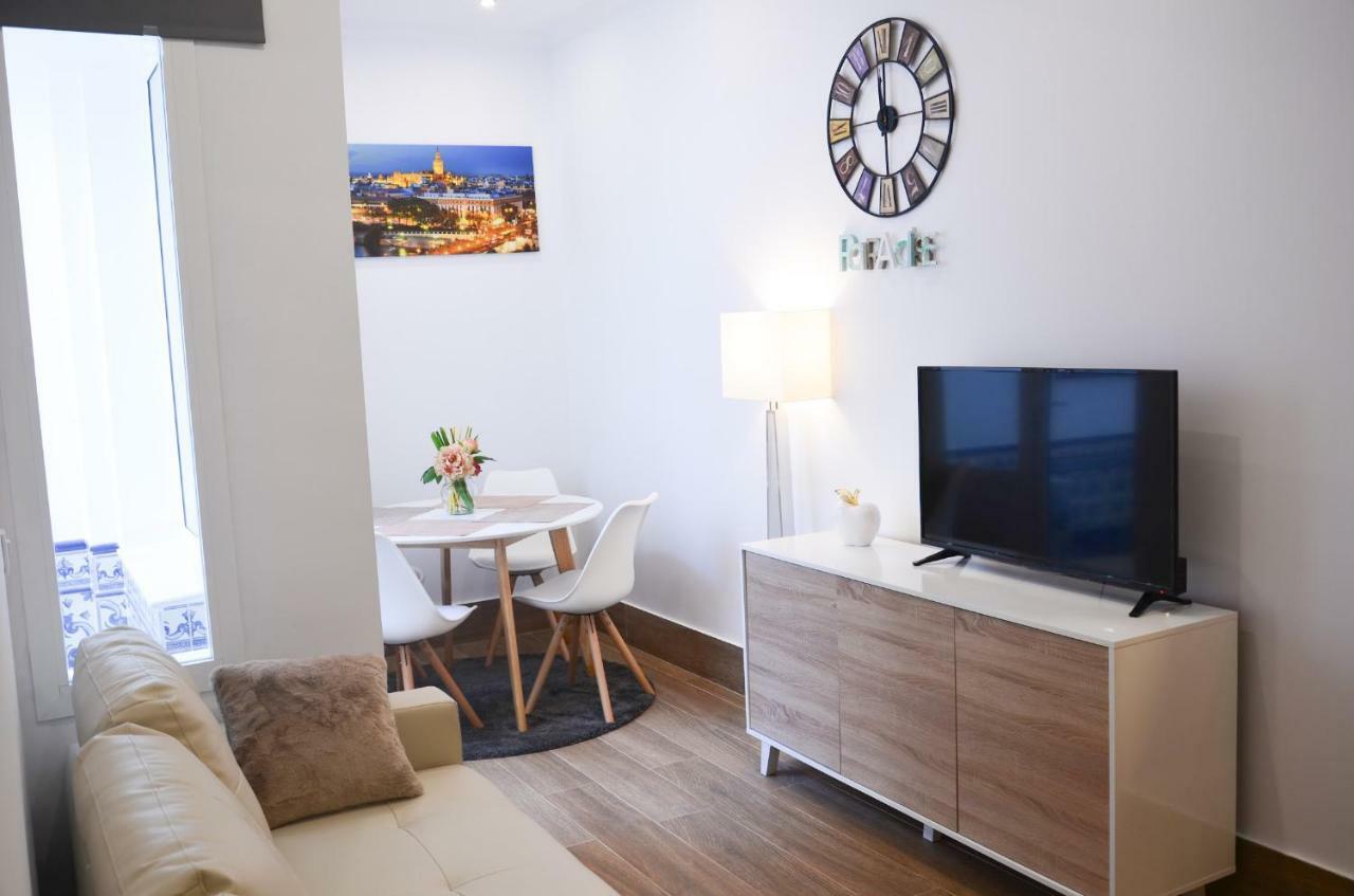 Apartamento San Jacinto III Siviglia Esterno foto